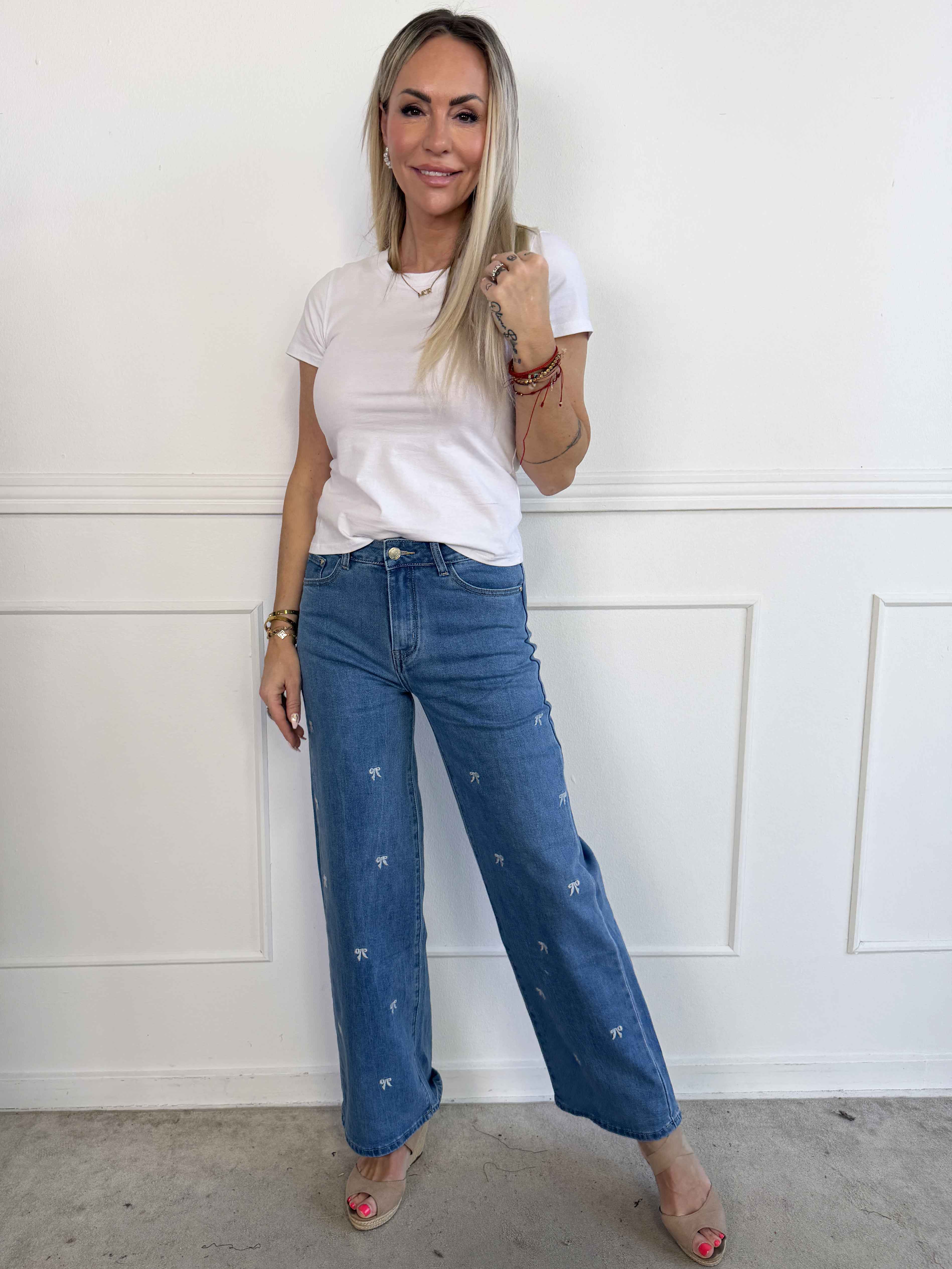 Gerdi - Wide leg jeans med fine sløjfe detaljer